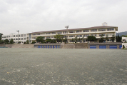 大磯中学校
