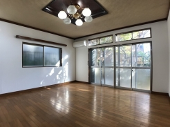 平塚市片岡