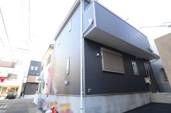 平塚市見附町