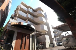 平塚市松風町