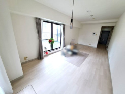２斜採光の明るいお部屋です
