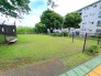 敷地内には手入れのいきとどいた公園がございます